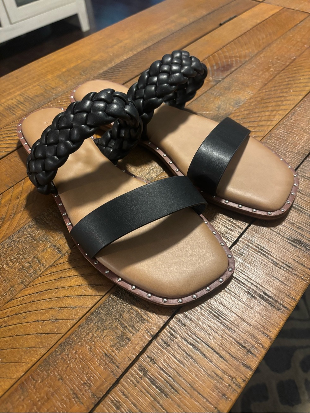 Cushionaire Memory Foam Sandals - Picture 2 of 4